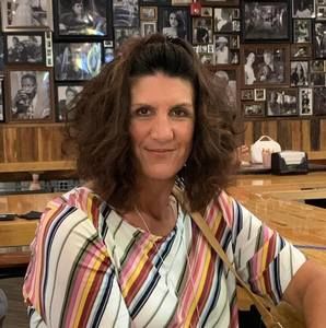 Meet your Posher, Julianne